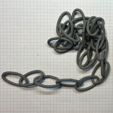 Grijskleurige metalen ketting I14940S