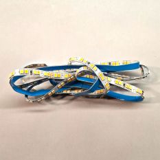 LED set I15579S est un élément de remplacement original pour la lampe sur pied Steinhauer Luna-Arc 4324ZW. Ce set LED a un rendement lumineux de 4000 lumens et dispose de trois couleurs de lumière réglables : 2200, 3000 et 4000 kelvins.